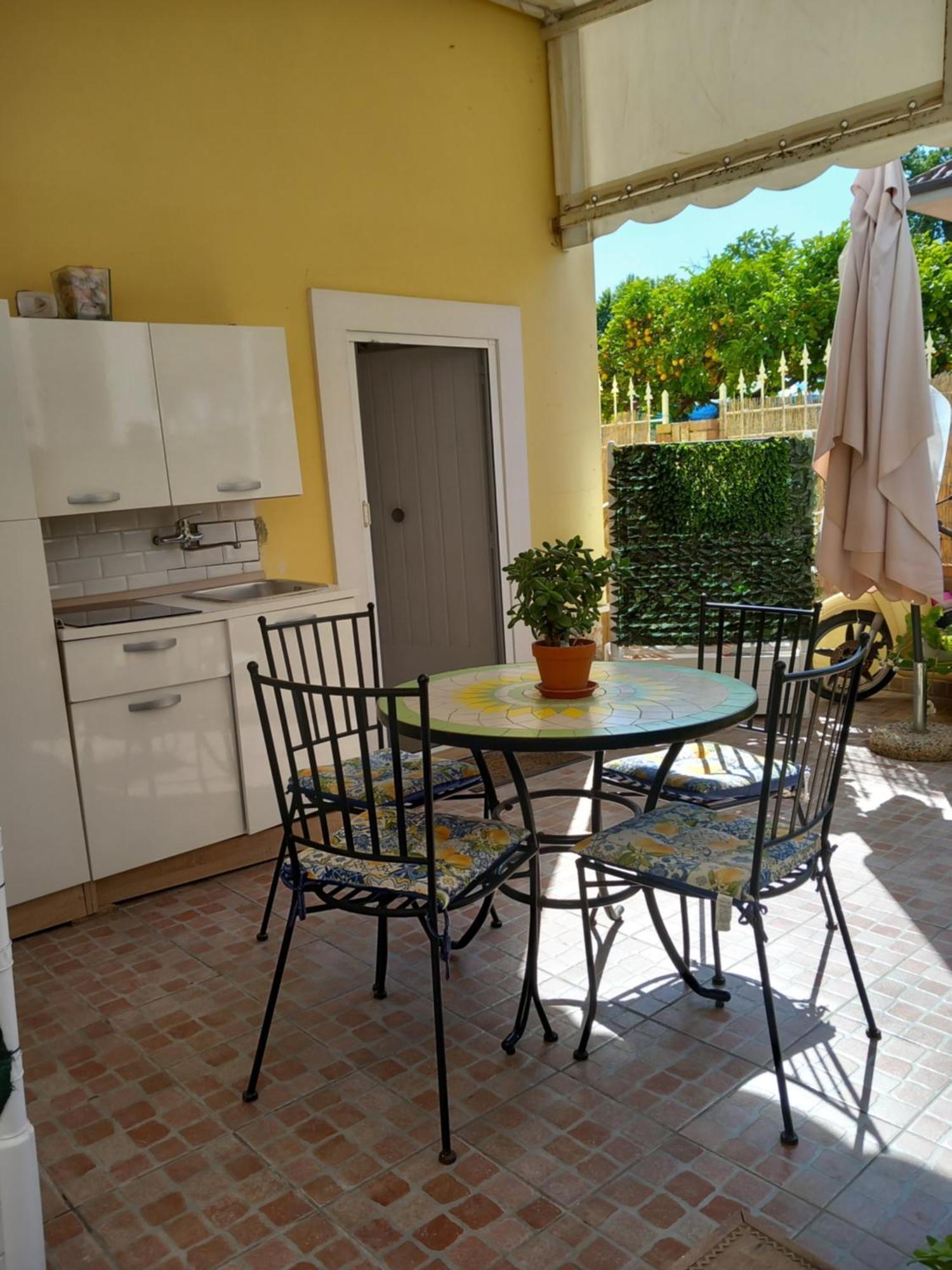 B&B A Casa Di Antonella Scauri  Exterior foto
